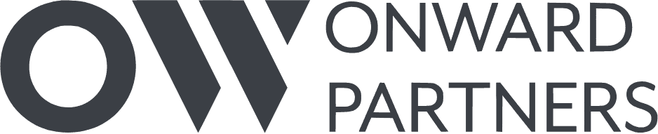 Logo für Onward Partners mit großen, stilisierten Buchstaben „O“ und „W“ auf der linken Seite und dem Schriftzug „ONWARD PARTNERS“ in Großbuchstaben auf der rechten Seite, alles in Dunkelgrau auf hellem Hintergrund.