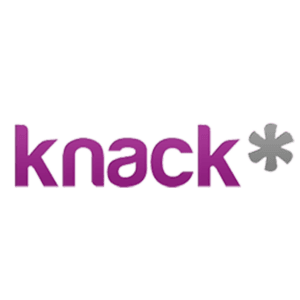 Das Bild zeigt das Wort knack in fetten, violetten Kleinbuchstaben, mit einem metallisch grauen Sternchen-Symbol rechts vom Text. Der Hintergrund ist transparent.