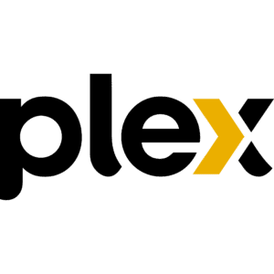 Das Bild zeigt das Plex-Logo mit dem Wort Plex in schwarzen Kleinbuchstaben und einem fetten gelben Pfeil, der die rechte Seite des Buchstabens x bildet, auf einem schwarzen Hintergrund.